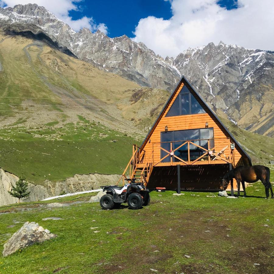 Alone Cottage Kazbegi Eksteriør billede